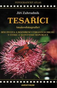 Obálka Tesaříci (makrofotografie)